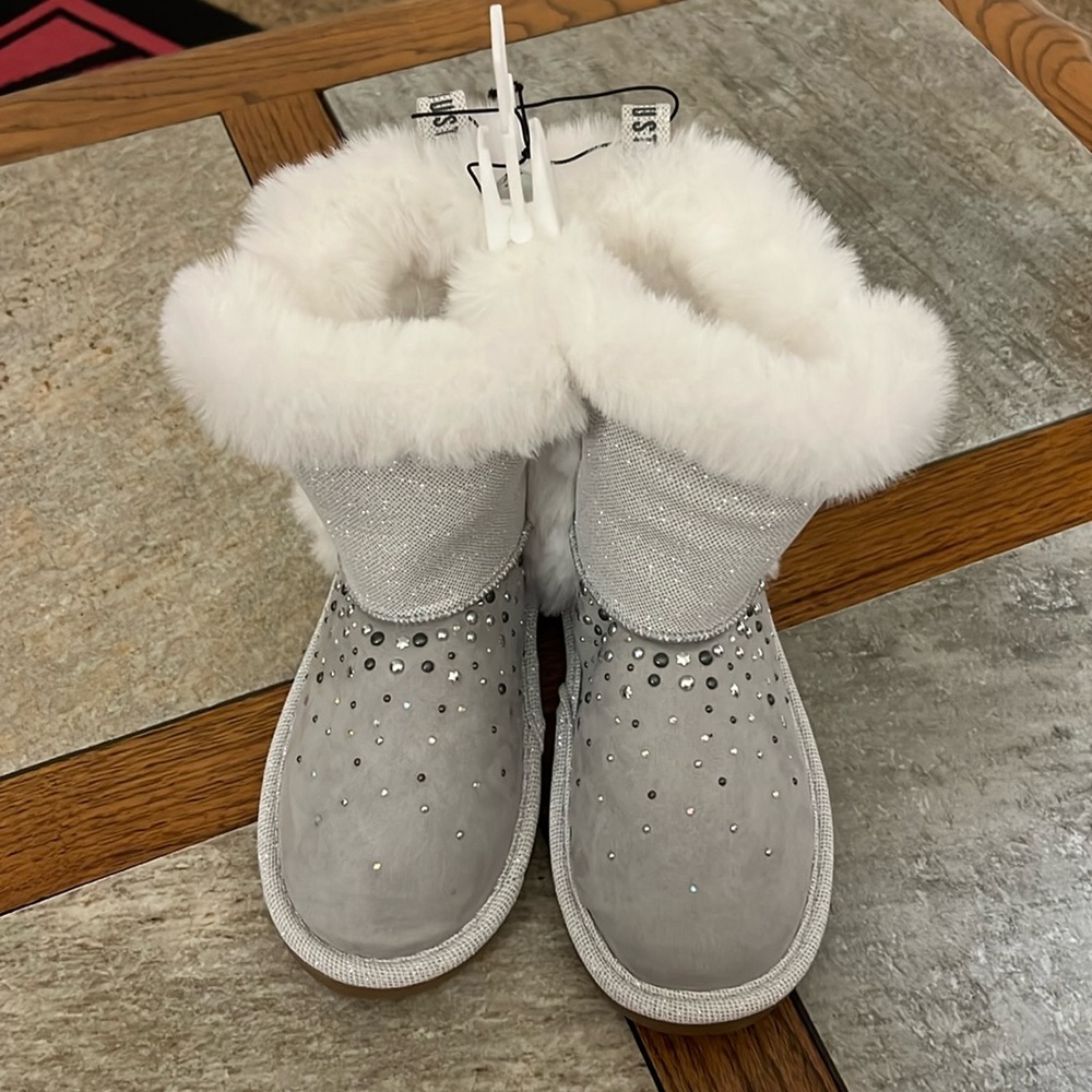 Justice girls boots size 3
